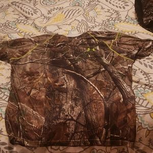 Under armour heat gear shirt